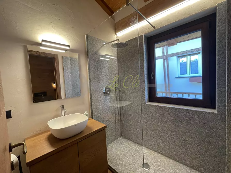 Immagine 21 di Trilocale in affitto  in Via Roma 47 a Courmayeur