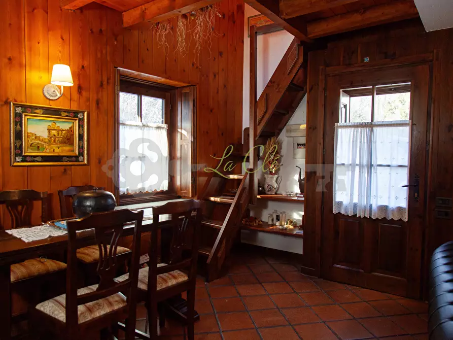 Immagine 3 di Quadrilocale in vendita  in Frazione Biolley 69 a Morgex