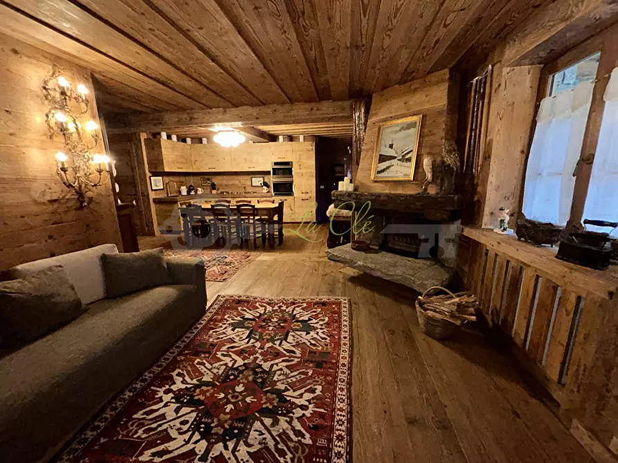 Immagine 2 di Baita in affitto  a Courmayeur