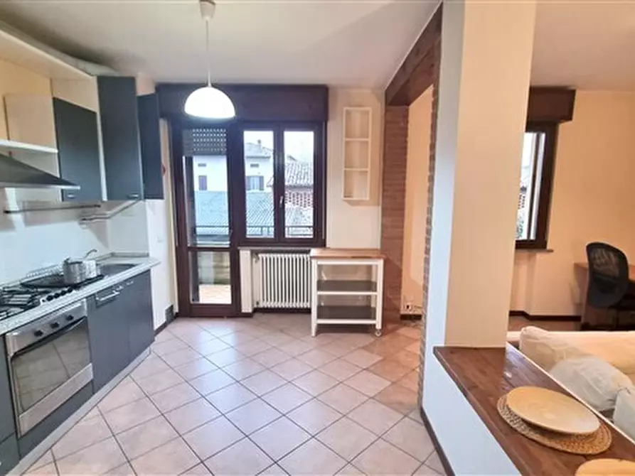 Immagine 6 di Bilocale in vendita  in Strada Val Parma 188 a Parma