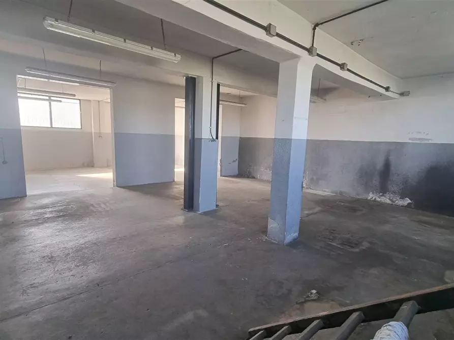 Immagine 8 di Attività artigianale in vendita  in Via Enrico Forlanini a Parma