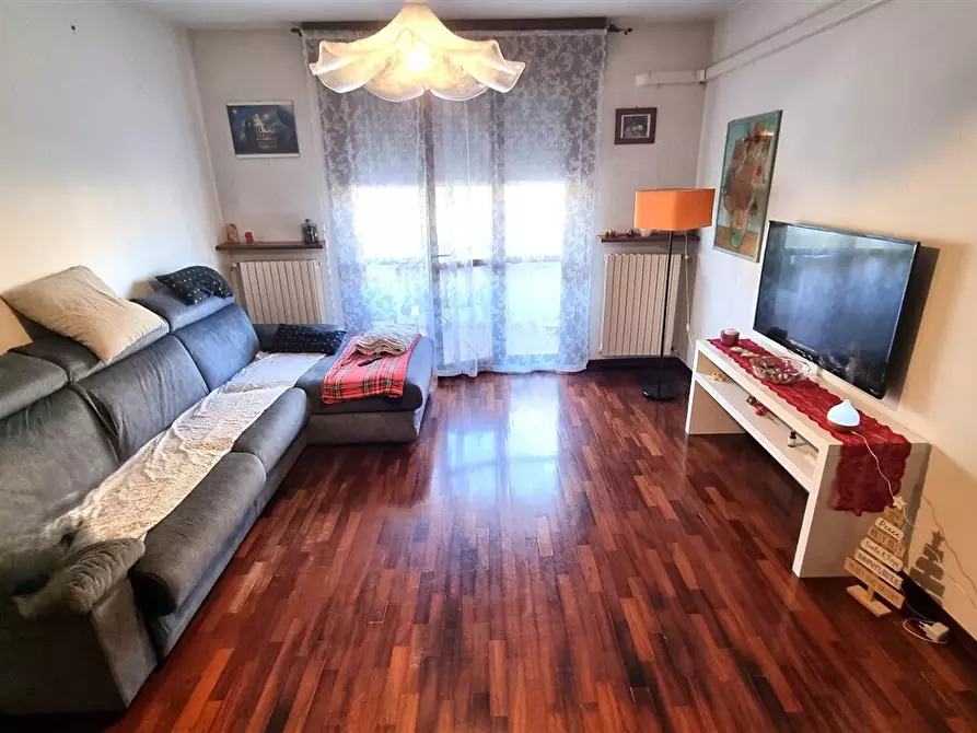 Immagine 6 di Trilocale in vendita  in Strada Val Parma 228 a Parma