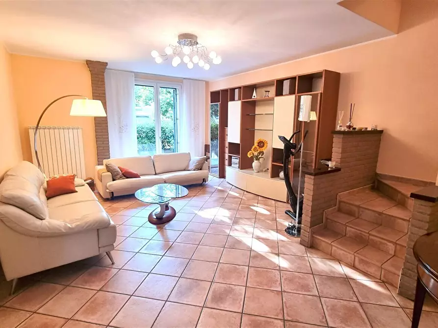 Immagine 5 di Casa trifamiliare in vendita  in Via Ottavio Pattacini 1 a Parma