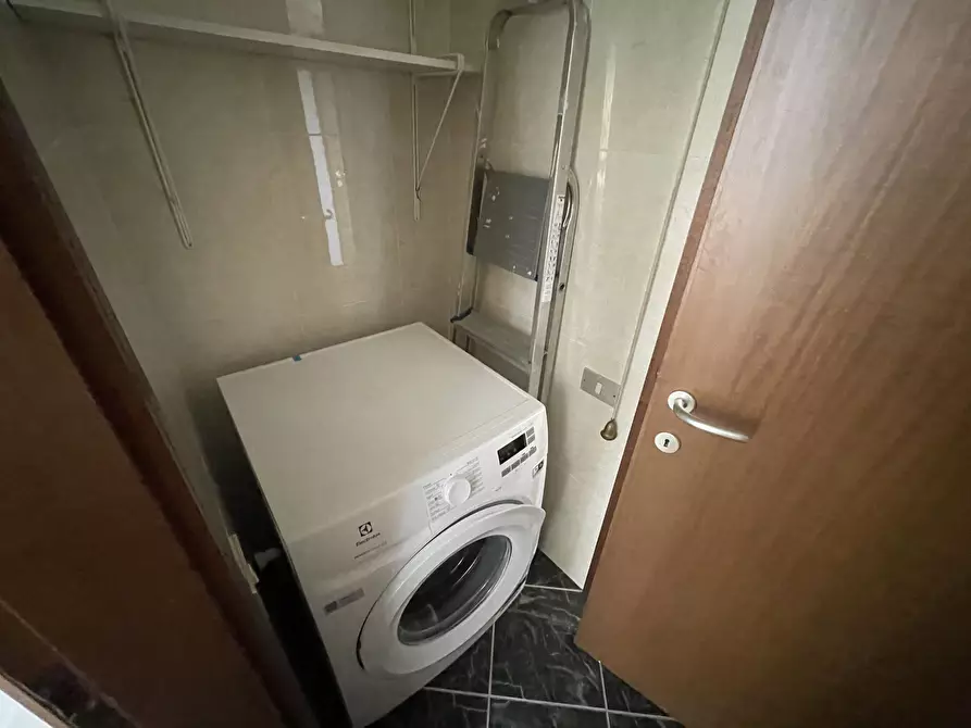 Immagine 17 di Trilocale in vendita  in Via Guido Baccelli a Modena