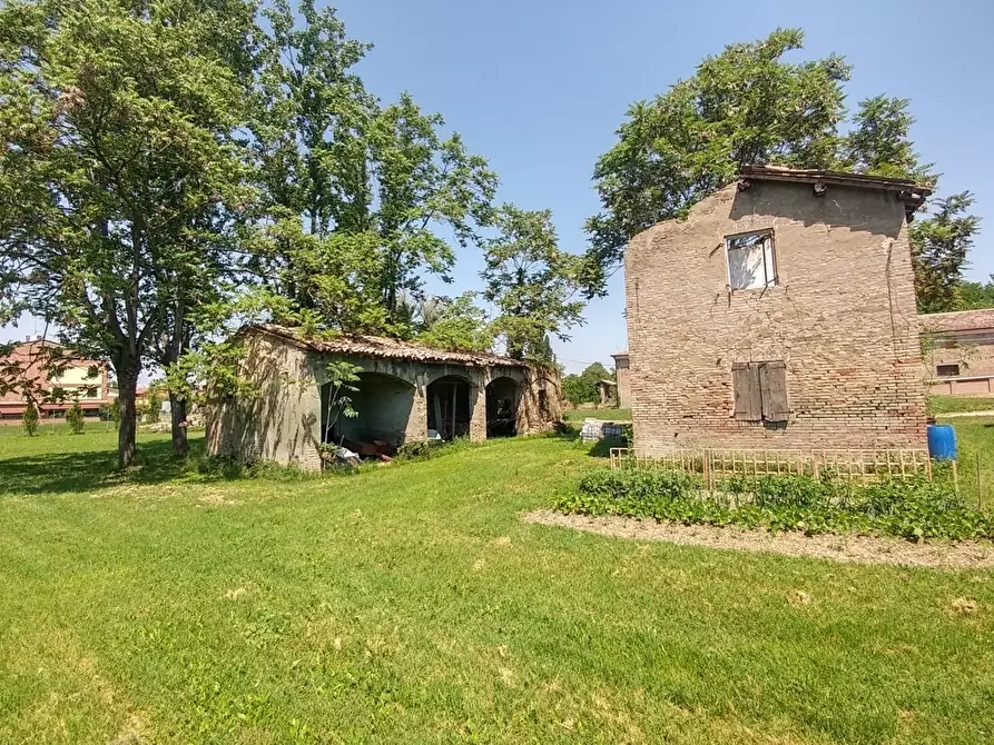 Immagine 25 di Villa in vendita  a Bomporto