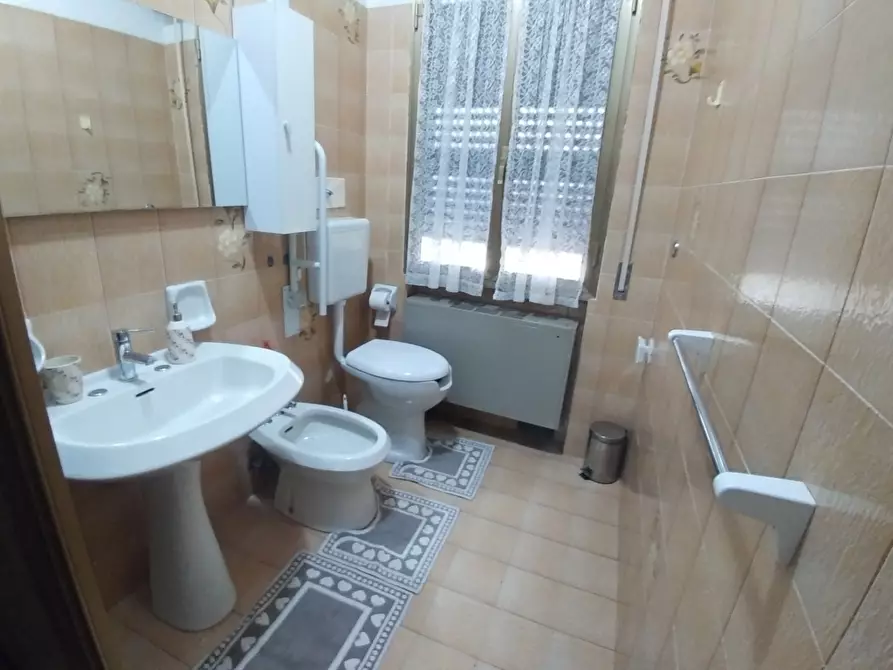 Immagine 42 di Villa in vendita  in Via Rosola 3132 a Zocca