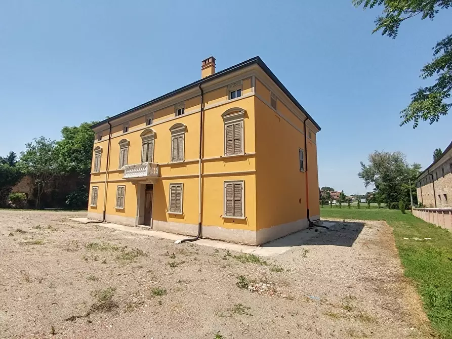 Immagine 28 di Villa in vendita  a Bomporto