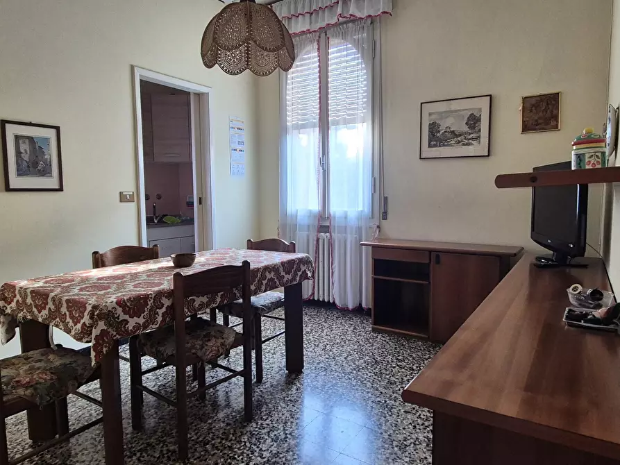 Immagine 5 di Porzione di casa in vendita  in via casoli a Modena