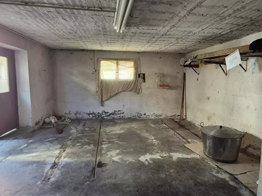 Immagine 15 di Quadrilocale in vendita  in Via Giuseppe Gioacchino Belli 54 a Modena