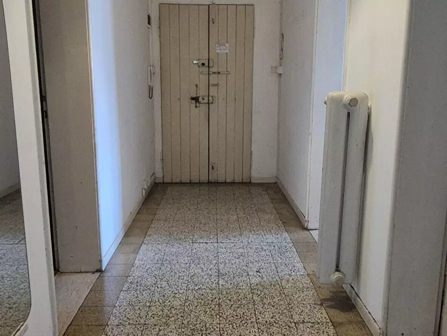 Immagine 18 di Trilocale in vendita  in Viale Raimondo Montecuccoli 4 a Modena