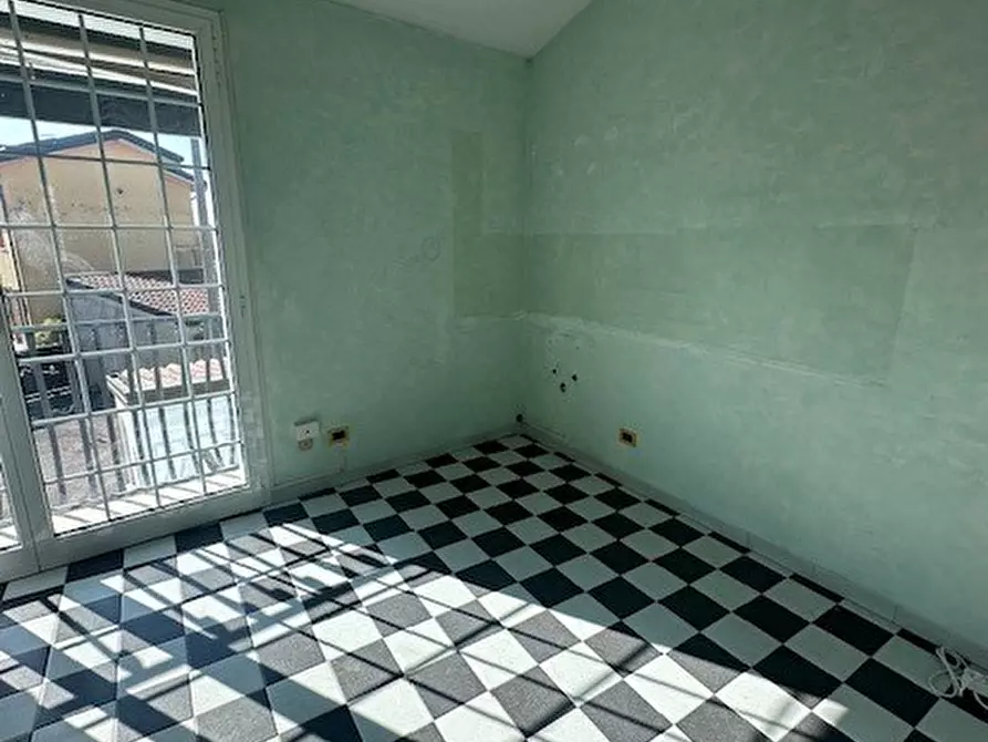 Immagine 8 di Casa indipendente in vendita  a Rovigo