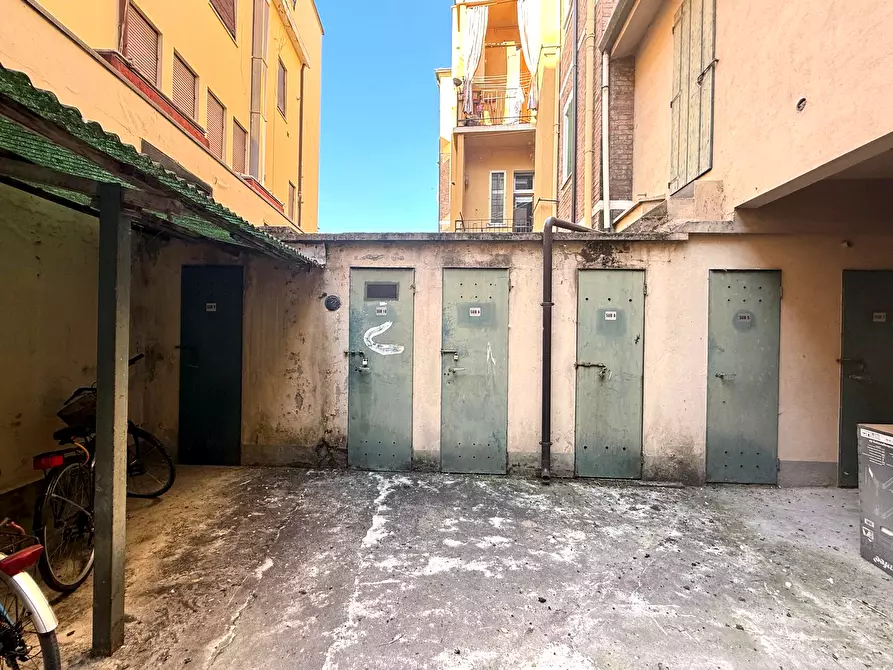 Immagine 11 di Bilocale in vendita  a Rovigo