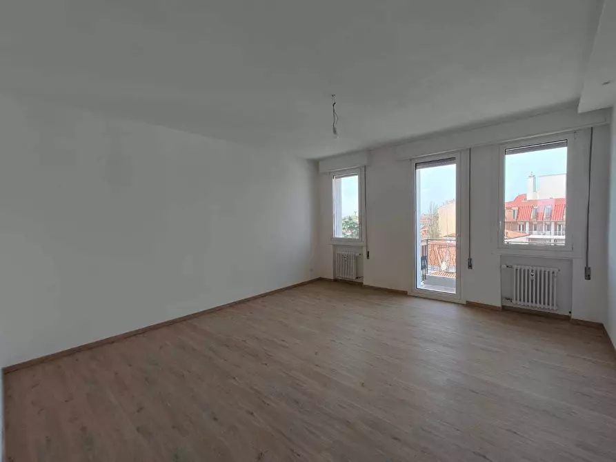 Immagine 1 di Appartamento in vendita  in Via San Bellino a Rovigo