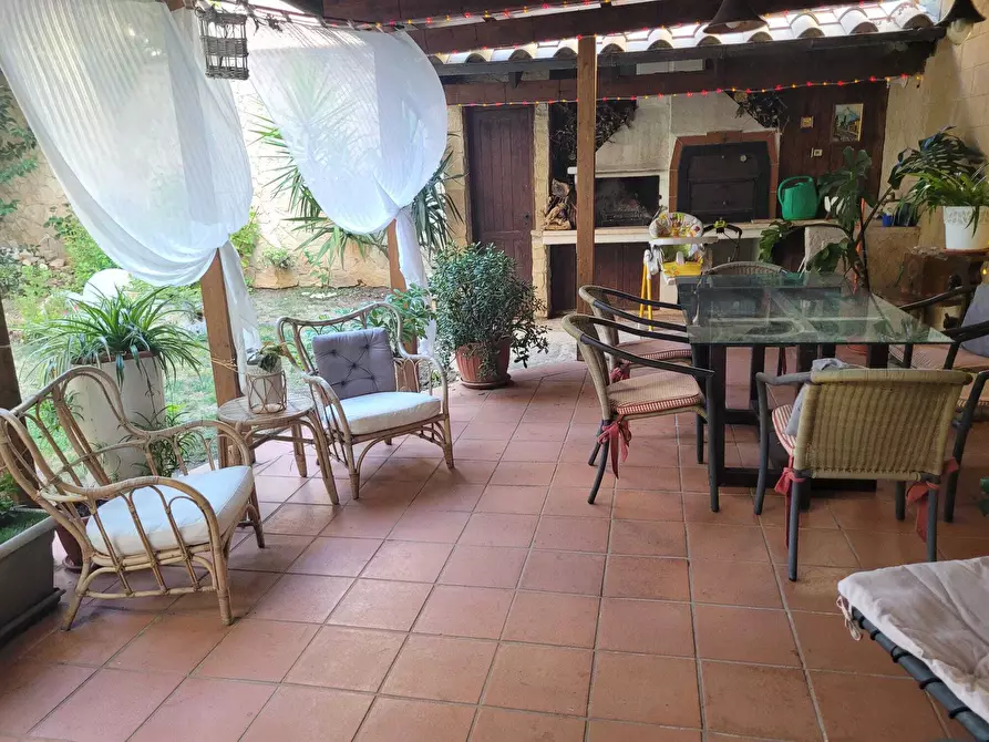 Immagine 33 di Villa in vendita  in Via Angelo Michele Pesce 62 a Casamassima