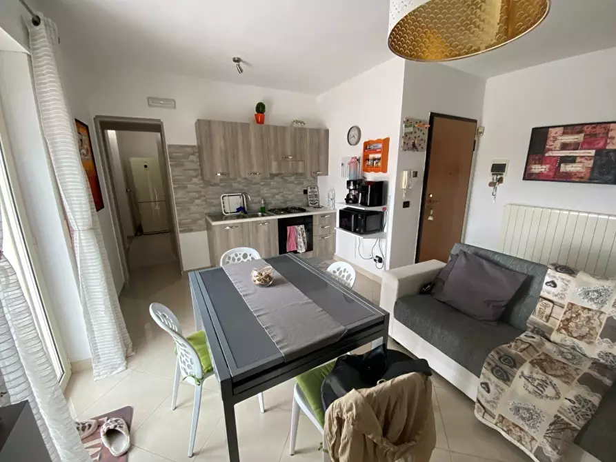 Immagine 7 di Bilocale in vendita  in Via Papa Giovanni XXIII 49 a Casamassima