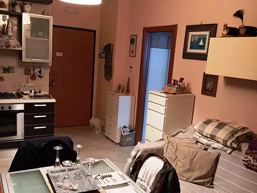 Immagine 3 di Bilocale in vendita  in Via Madrid 15 a Casamassima