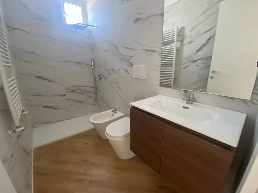 Immagine 4 di Trilocale in vendita  in Via Regina 57 a Casamassima