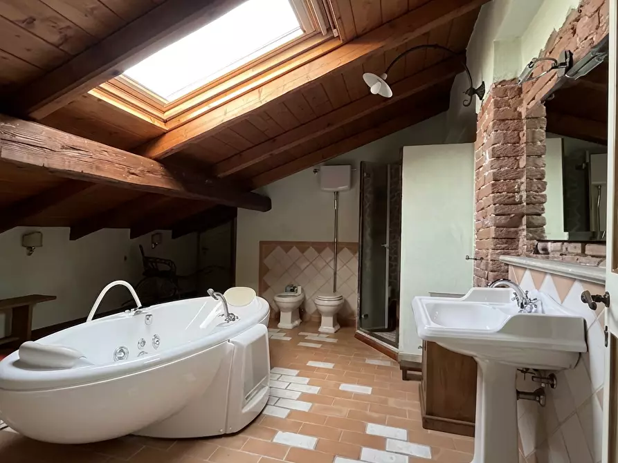 Immagine 12 di Attico in vendita  a Bologna