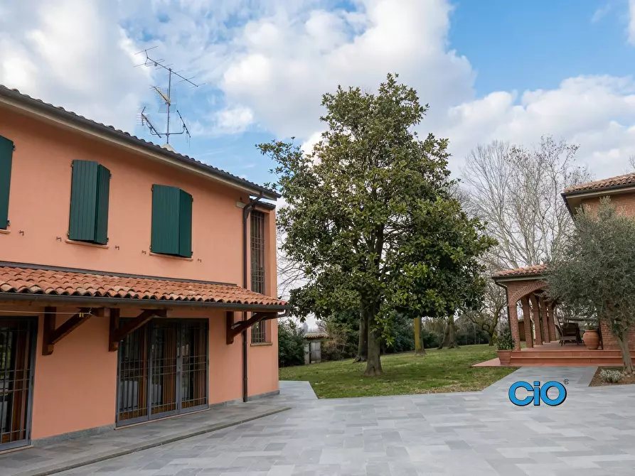 Immagine 6 di Villa in vendita  a Pieve Di Cento