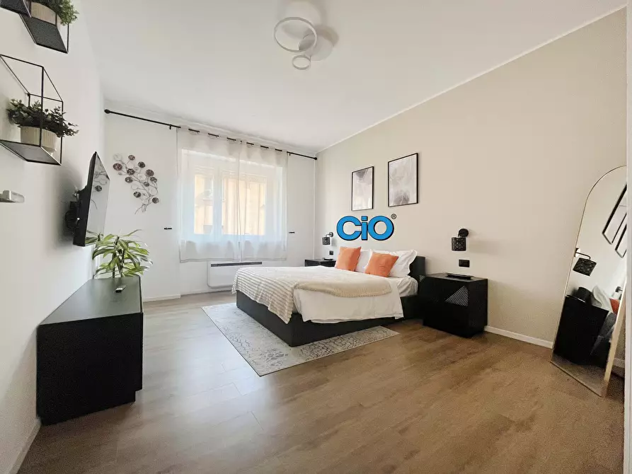 Immagine 9 di Appartamento in vendita  a Bologna