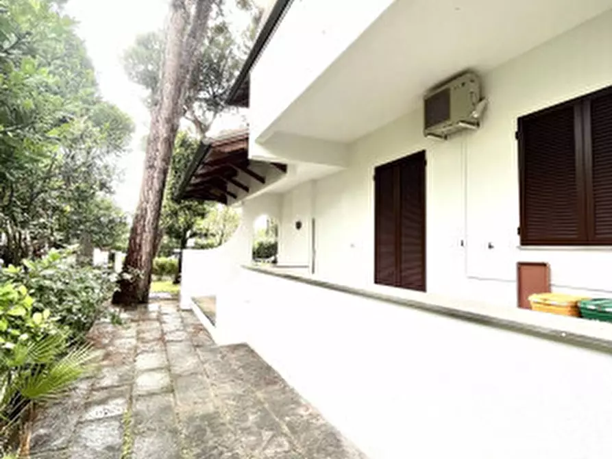 Immagine 3 di Villa in vendita  a Cervia