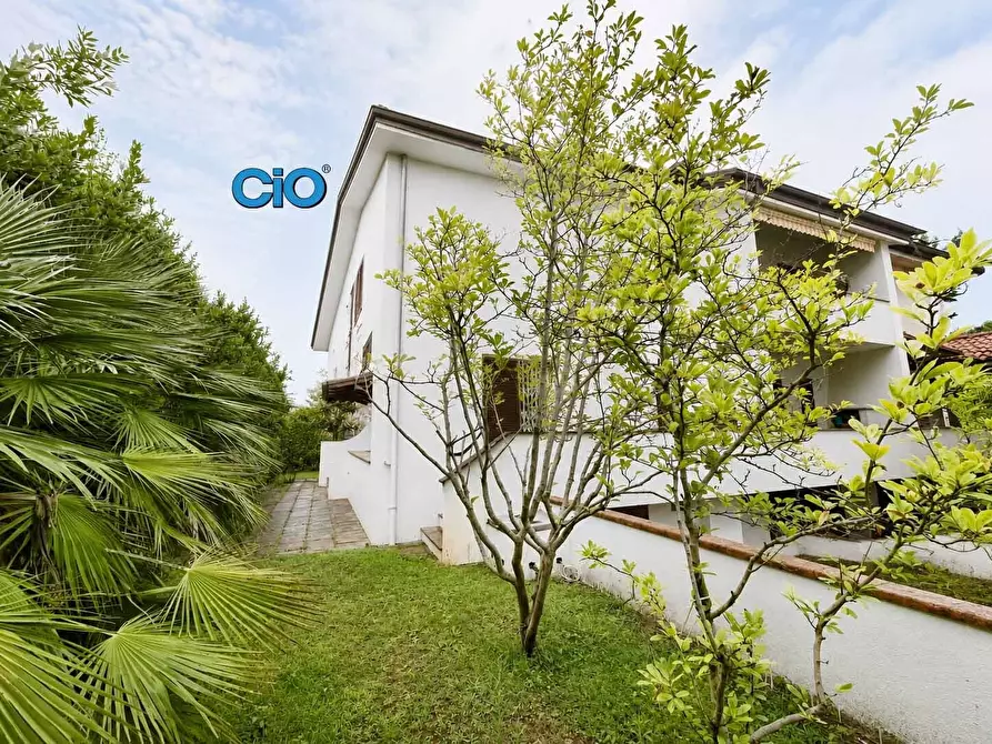 Immagine 20 di Villa in vendita  a Cervia