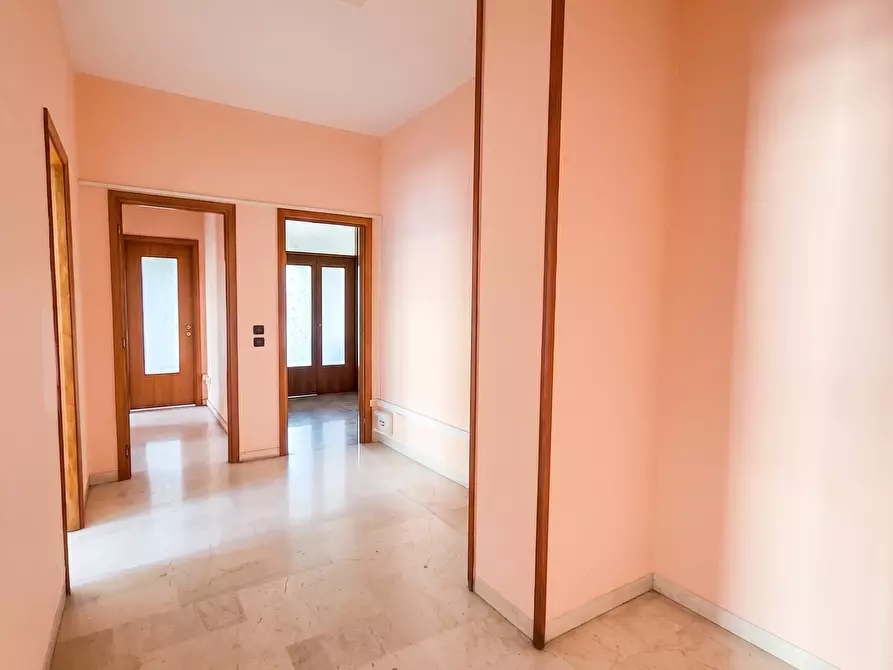 Immagine 17 di Quadrilocale in vendita  in Via XXV Aprile a Brescia
