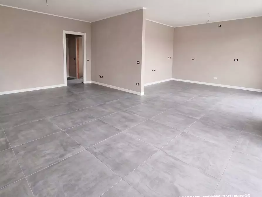 Immagine 2 di Quadrilocale in vendita  in Via Castello 18 a Roncadelle