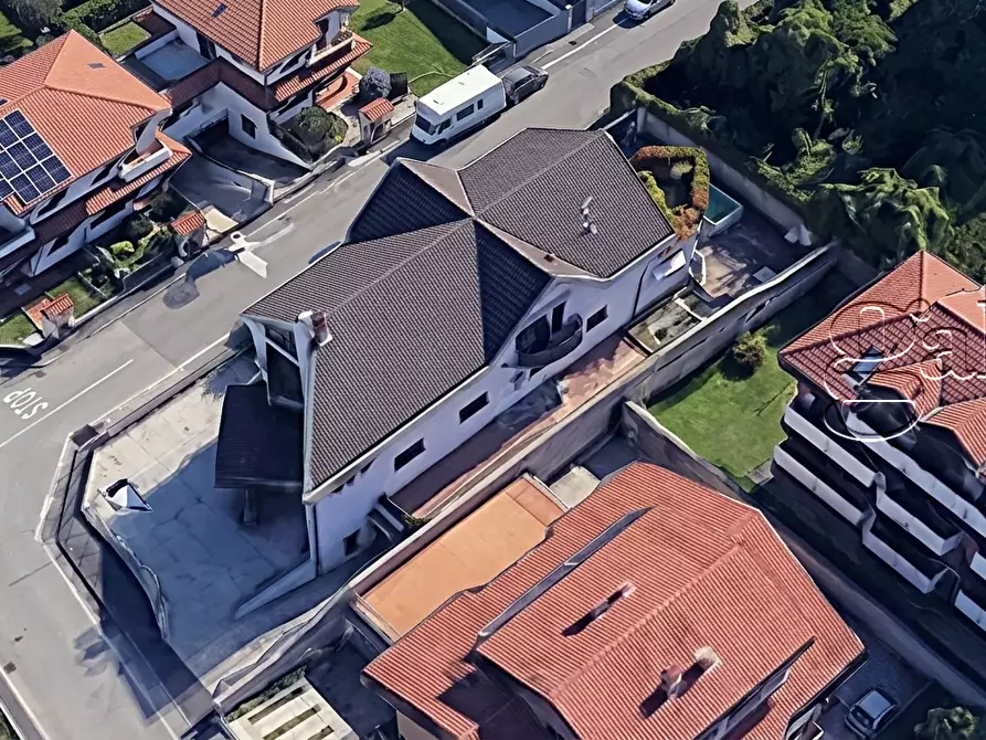 Immagine 3 di Villa in vendita  a Parabiago
