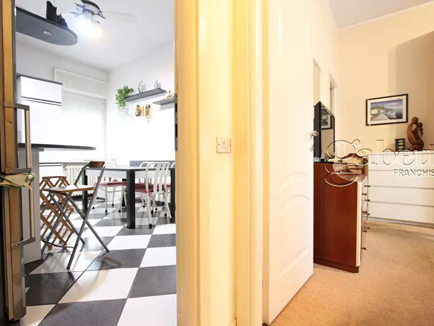 Immagine 16 di Pentalocale in vendita  in Via Cornaggia 20 a Rho