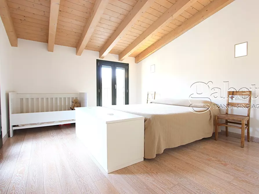 Immagine 16 di Trilocale in vendita  in piazza vittorio emanule a Nerviano