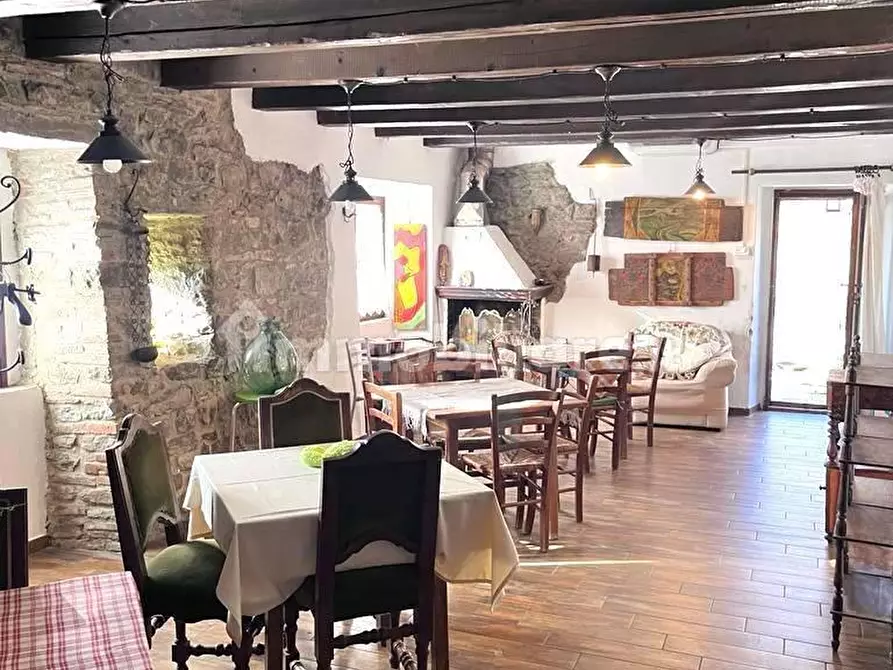 Immagine 22 di Rustico / casale in vendita  in Via A. Manzoni 38 a Novafeltria