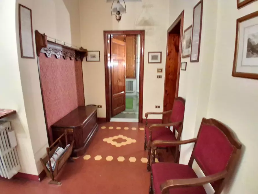 Immagine 9 di Ufficio in vendita  in Via Castruccio Buonamici a Lucca