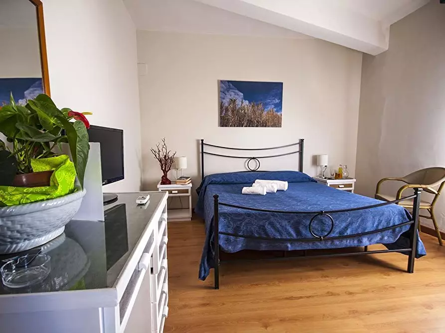 Immagine 9 di Albergo/B&B/Residence in vendita  in de gasperi a Bagni Di Lucca