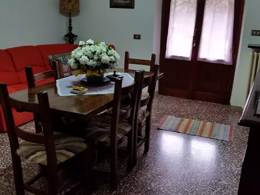 Immagine 14 di Villa in vendita  in bollori a Lucca