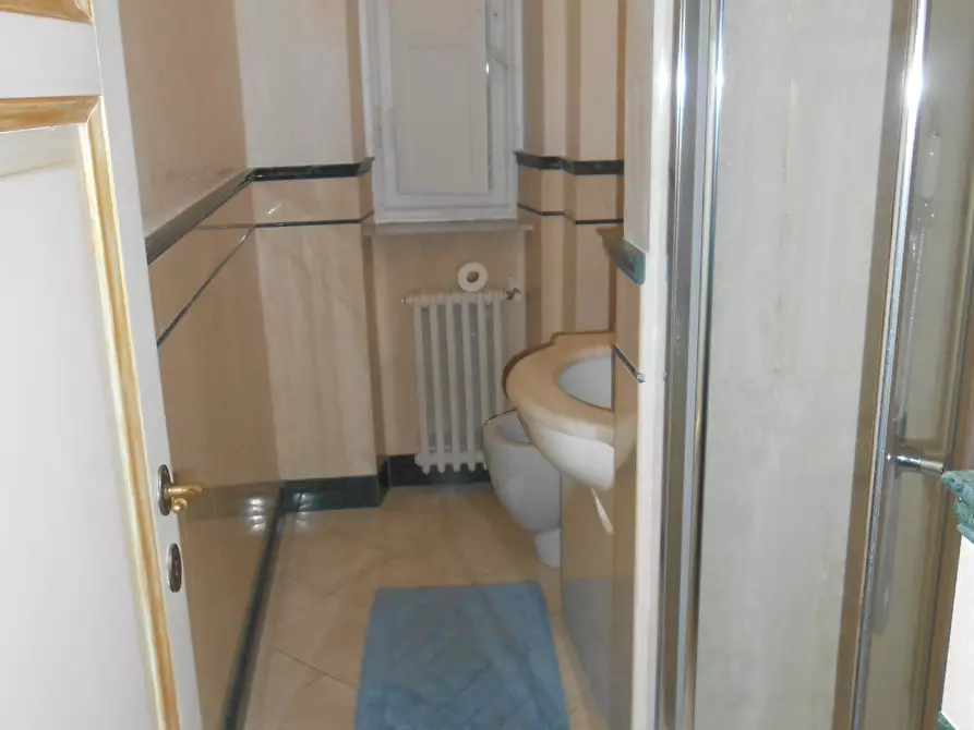 Immagine 27 di Villa in vendita  in Via Francesco Ferraris a Lucca