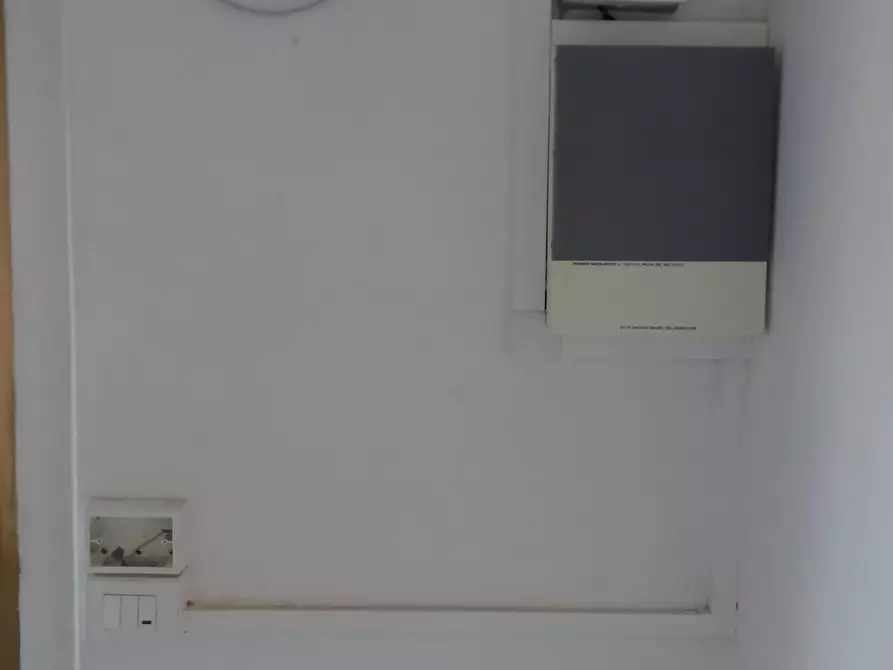 Immagine 8 di Laboratorio in affitto  in Via Sarzanese a Lucca