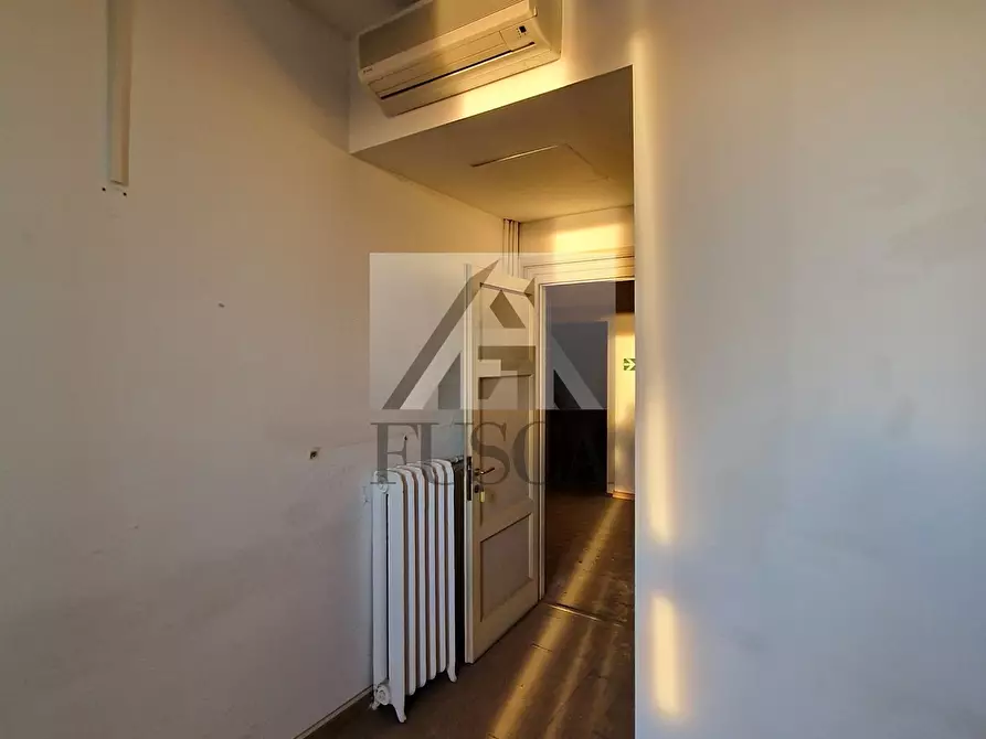 Immagine 26 di Albergo/B&B/Residence in vendita  in Viale Giosuè Carducci 33 a Viareggio