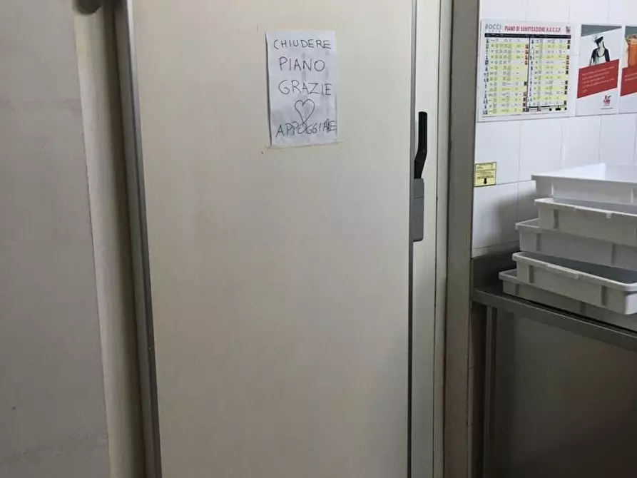 Immagine 3 di Bar / Ristorante in vendita  in Viale Giosuè Carducci a Lucca