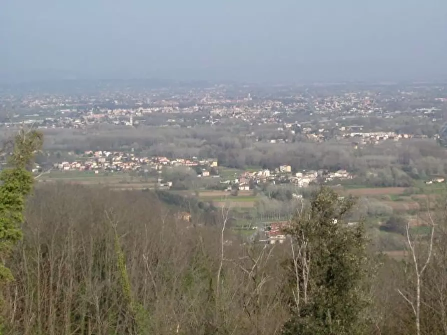 Immagine 26 di Rustico / casale in vendita  in Via Vecchia di Nozzano a Lucca
