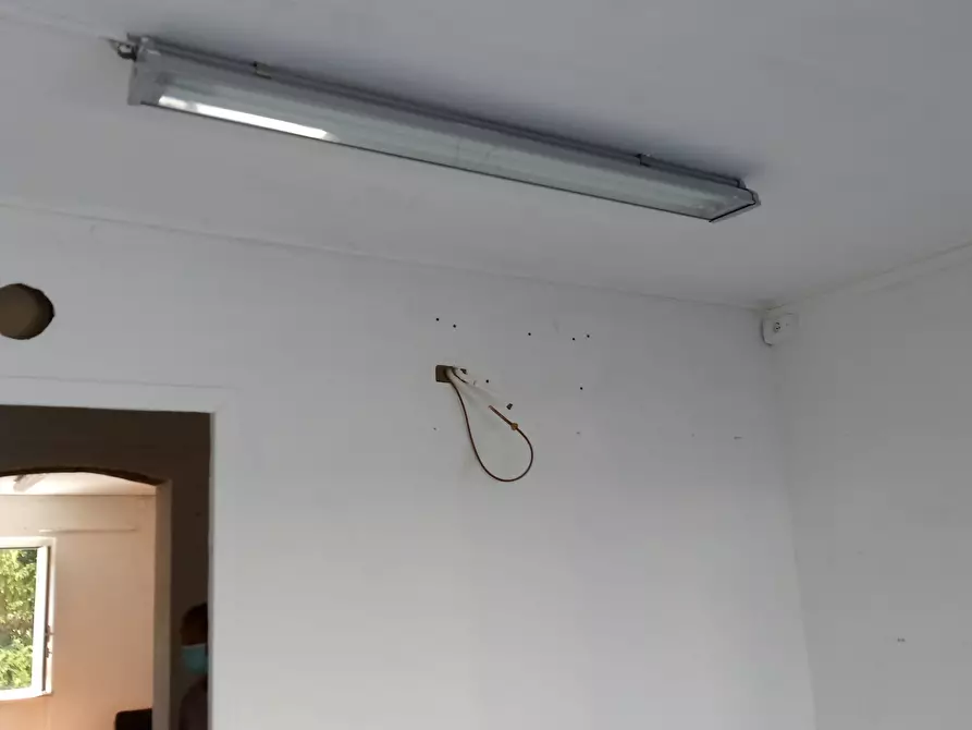 Immagine 7 di Laboratorio in affitto  in Via Sarzanese a Lucca