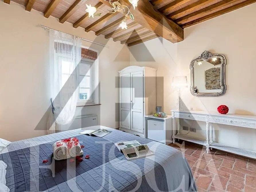 Immagine 9 di Rustico / casale in vendita  in Via Sarzanese 3482 a Lucca