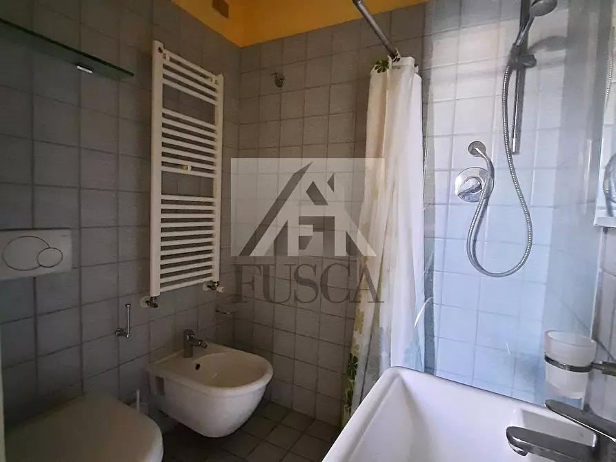Immagine 12 di Albergo/B&B/Residence in vendita  in via carrara a Viareggio