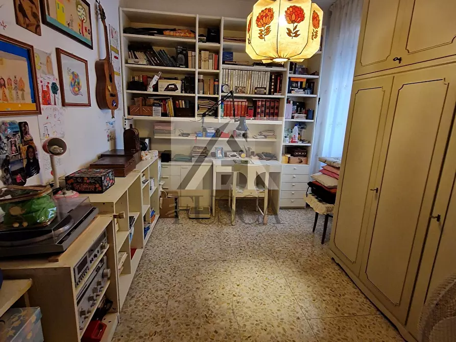 Immagine 12 di Pentalocale in vendita  in Via Don Giorgio Bigongiari a Lucca