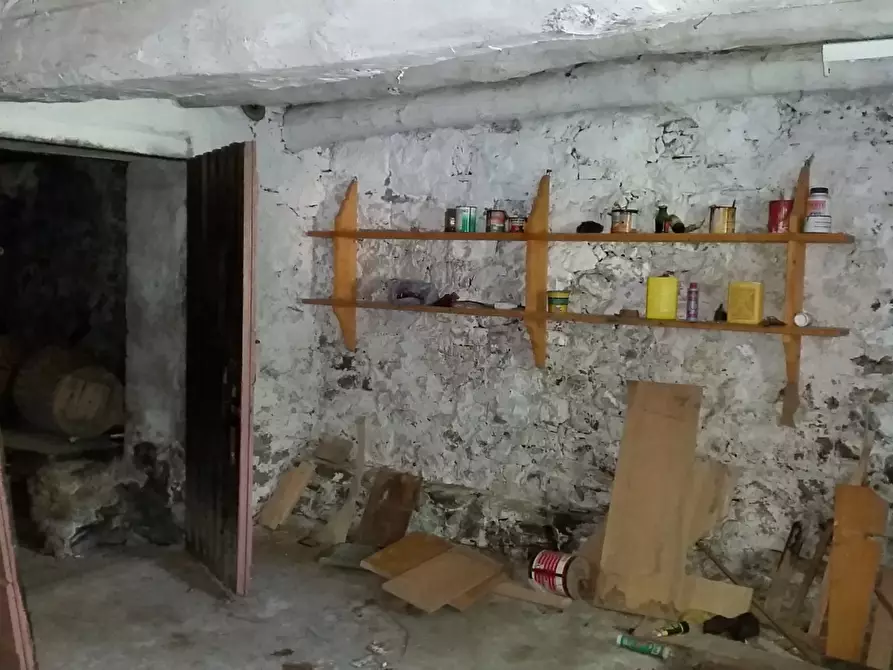 Immagine 19 di Rustico / casale in vendita  in Via montebonelli a Lucca