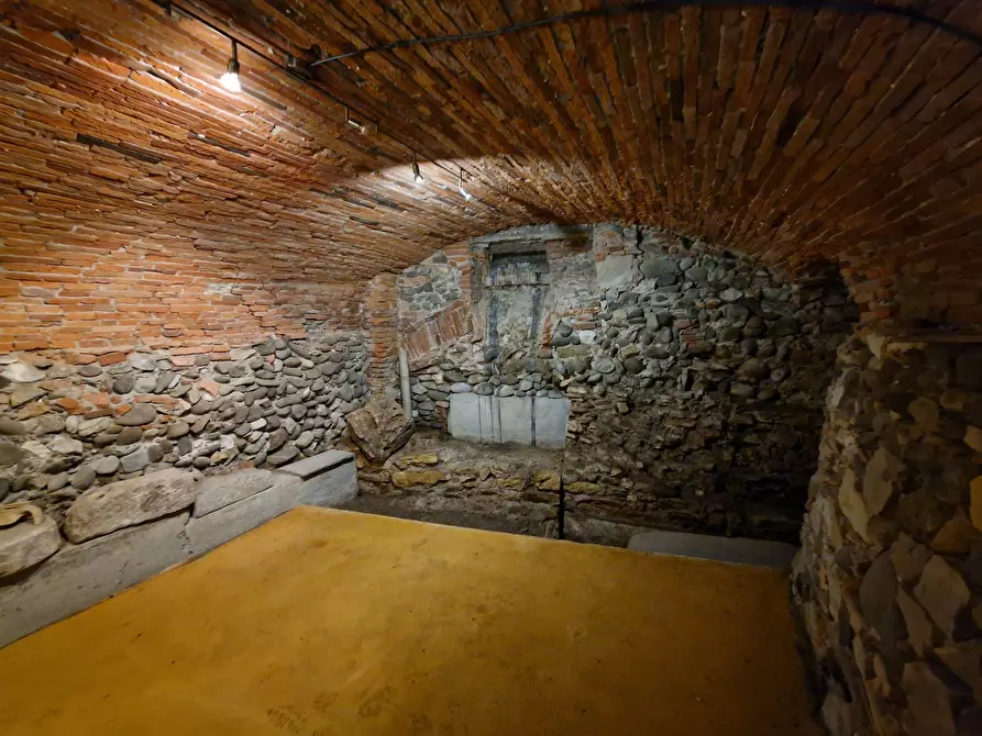 Immagine 7 di Capannone industriale in vendita  in Via San Gregorio a Lucca