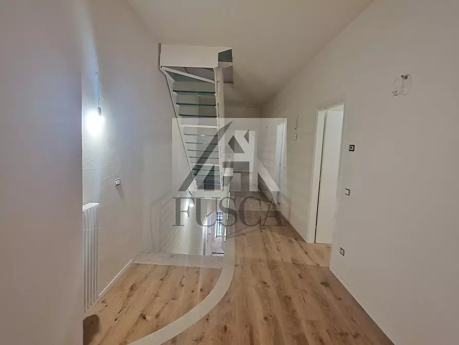 Immagine 6 di Pentalocale in vendita  in Via San Paolino a Lucca