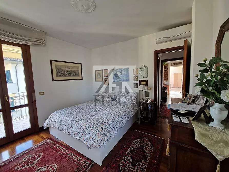 Immagine 6 di Trilocale in vendita  in Traversa I Via Romana a Lucca