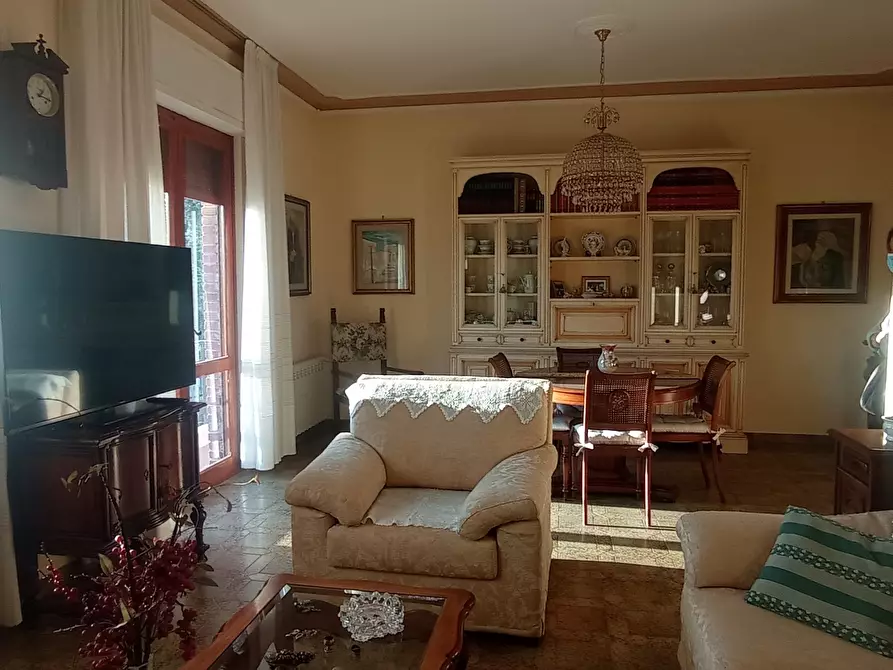 Immagine 1 di Casa semindipendente in vendita  a Massarosa