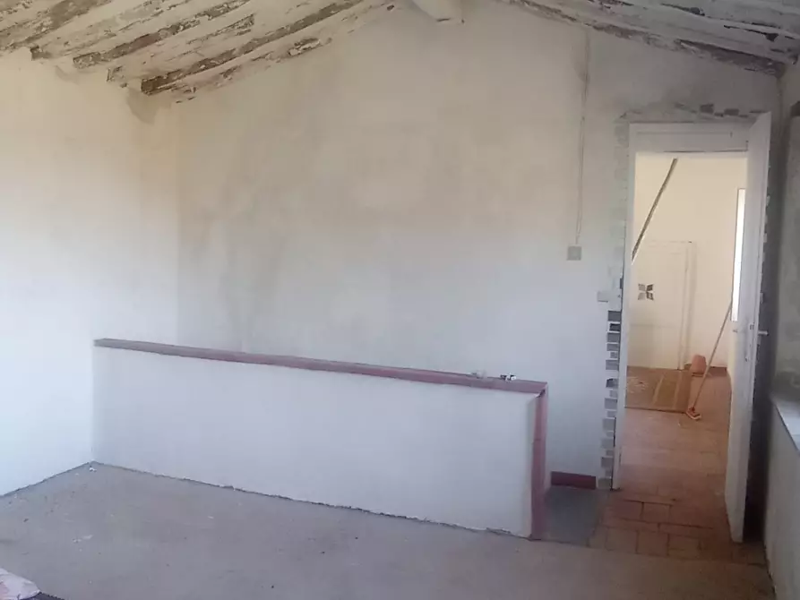 Immagine 9 di Rustico / casale in vendita  a Massarosa